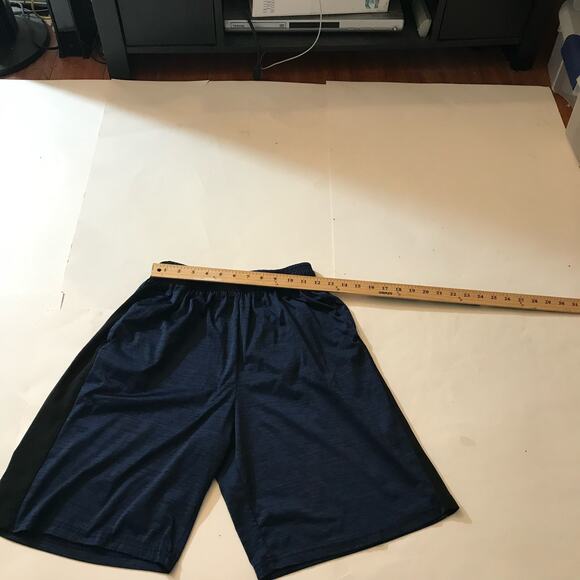 ESSENTIAL ELEMENTS Shorts Men’s M - Picture 5 of 6